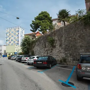Too Sweet 1 , Split Croacia